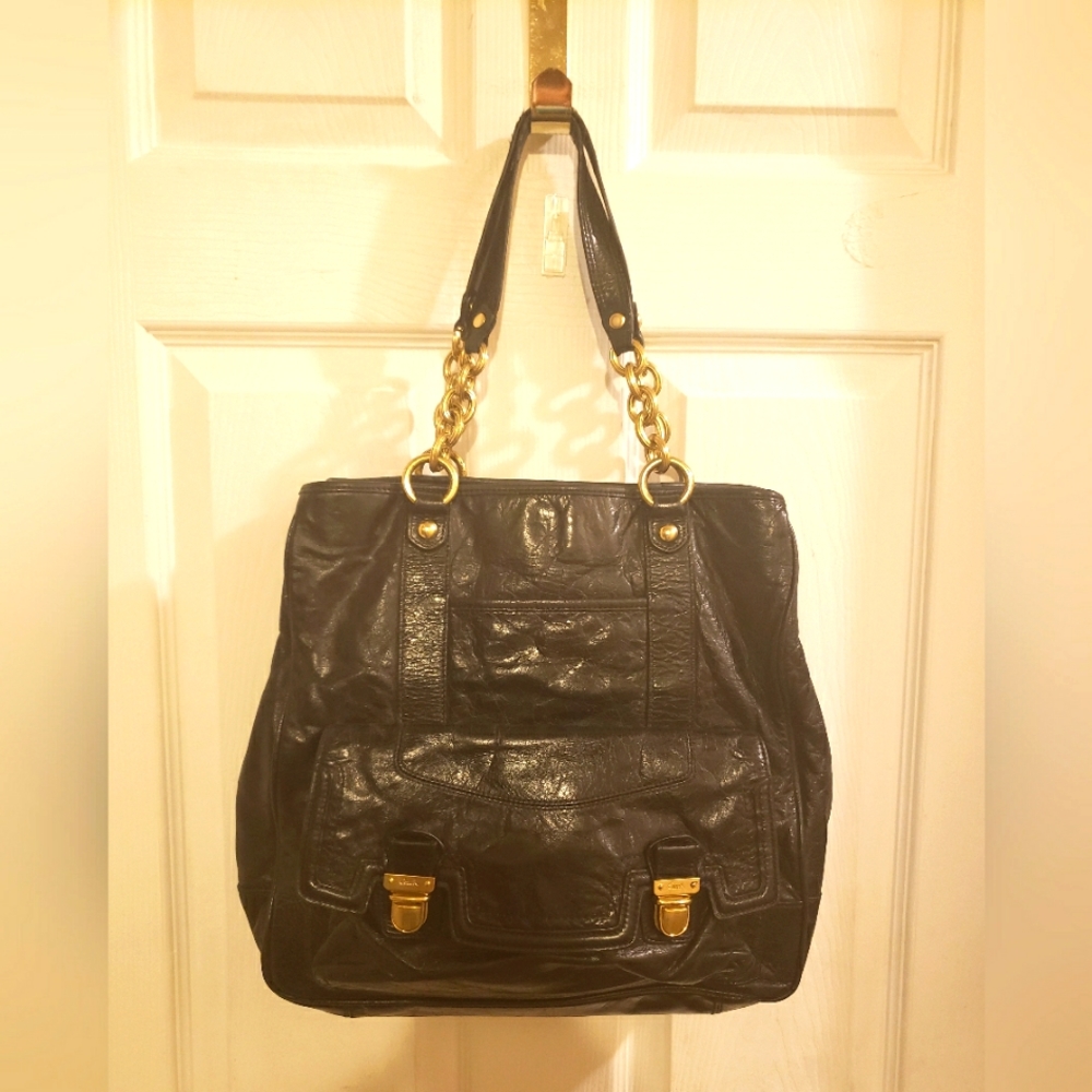 Coach Vintage Rare LG Blk Lea Shoulder Shatchek bag. Great Cond